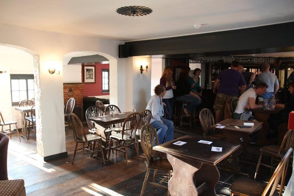 The May Garland Inn Hellingly Exteriör bild